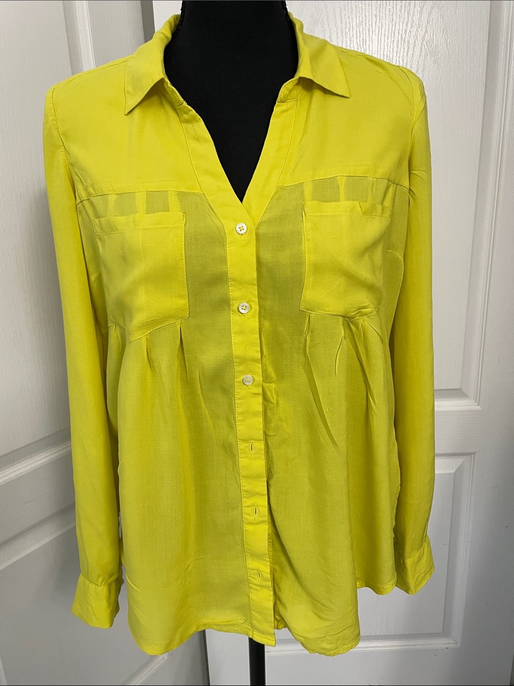 Maeve Anthropologie blouse neon chartreuse shirt XS light fabric summer